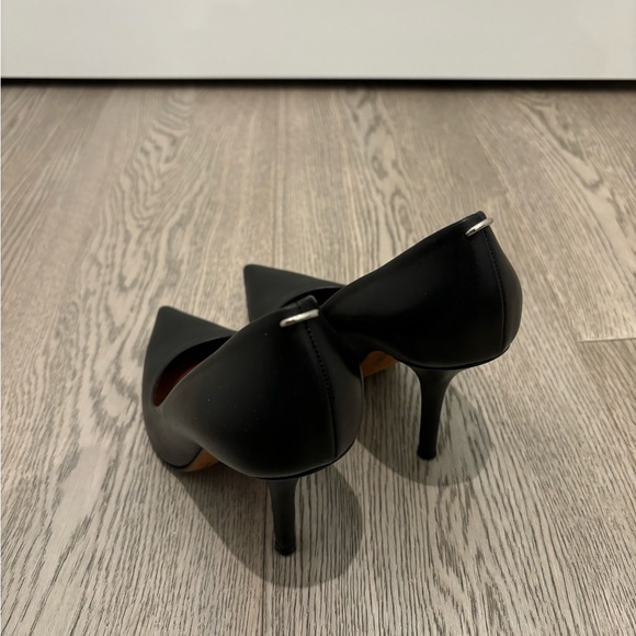 Givenchy - Black Leather & Silver Ring Pointed Toe Pump - Picture 3 of 7